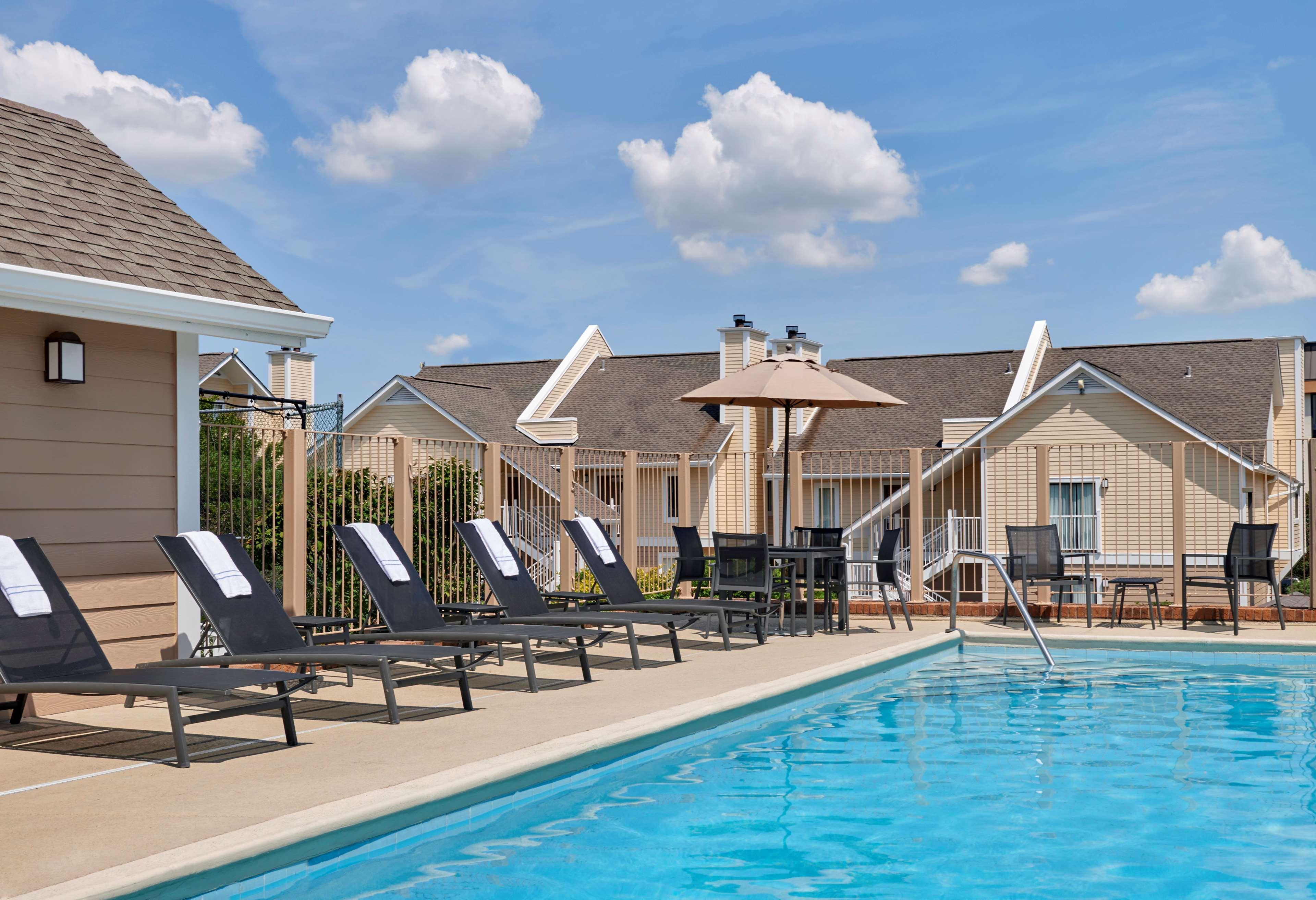 Sonesta Es Suites St. Louis - Честърфийлд Екстериор снимка